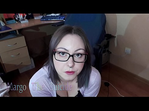❤️ Seksikas prillidega tüdruk imeb dildot sügavalt kaamera ette Pornovideo at us et.porno24-7.ru