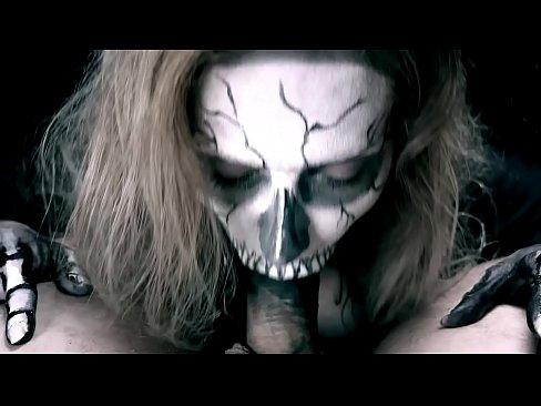 ❤️ Demon girl imeb kulli oma musta suuga ja neelab sperma. Pornovideo at us et.porno24-7.ru